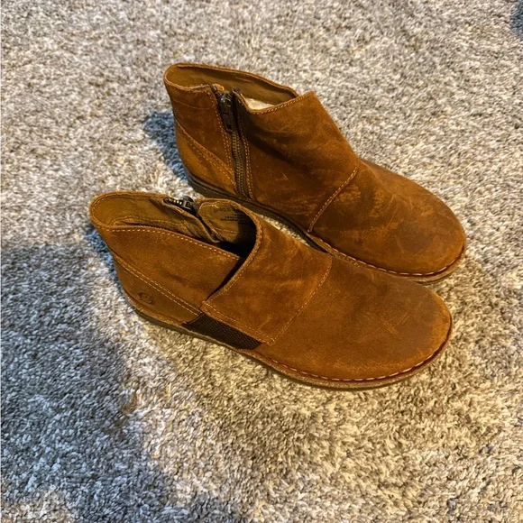 Born Tan Leather Ankle Boots - Picture 4 of 5